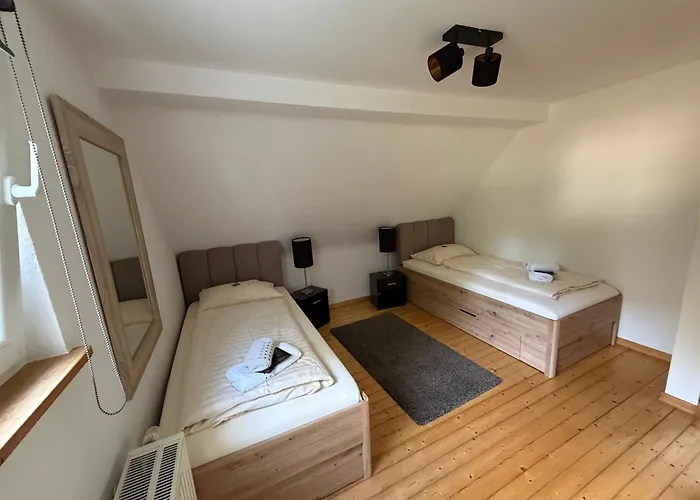 Waldheimat - Ferienhaus Nuerburg